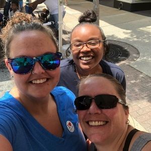 Meet your Posher, Danielle